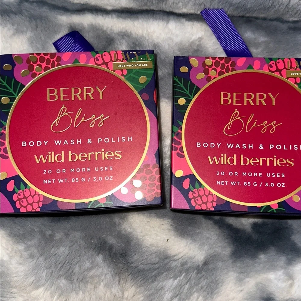 L.W.Y.A. Berry Bliss Body Wash & Polish 🫐 🍓 - Set of 2
